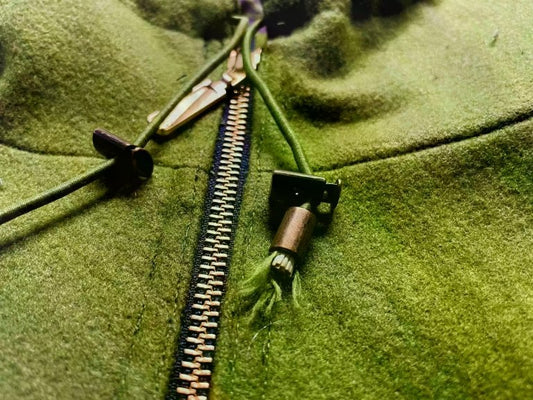 How do I Replace a Zipper in a Jacket?