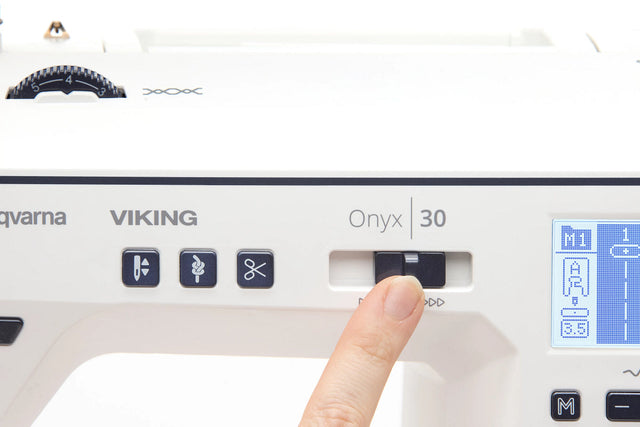 Top Features That Make the HUSQVARNA® VIKING® ONYX™ | 30 Shine